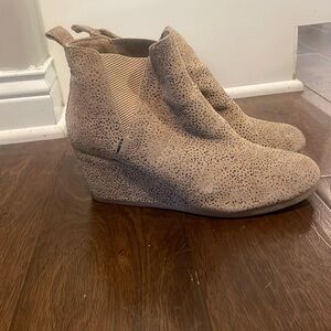 TOMS wedge bootie